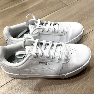 Like new puma white sneaker Carina